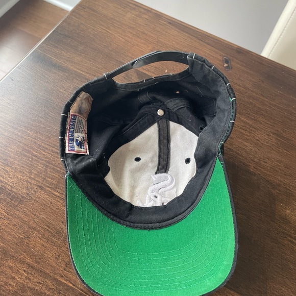 Vintage Chicago White Sox Pinstripe Starter Snapback - Picture 3 of 5